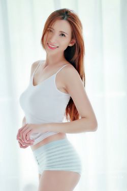 女人爽得直叫